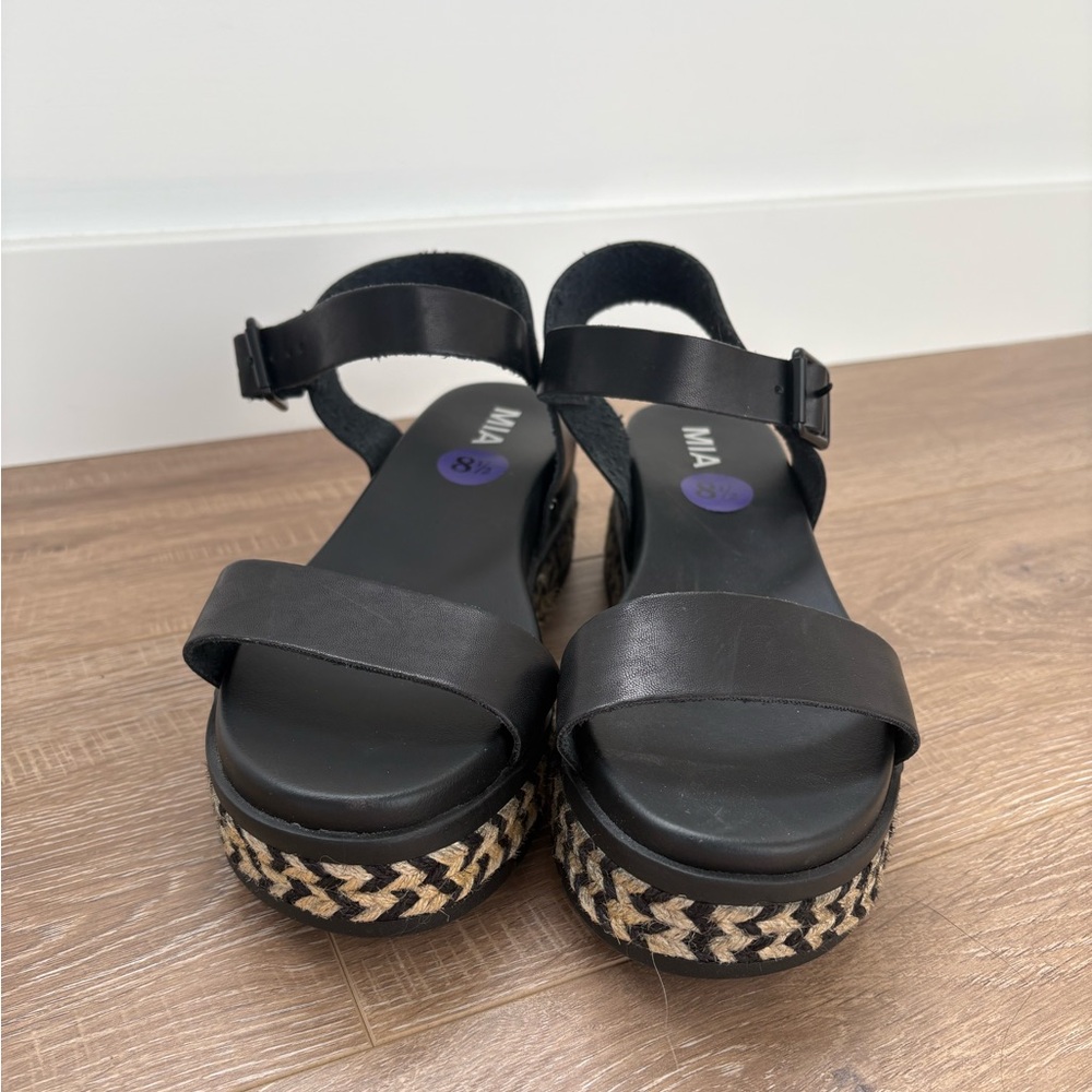 MIA Black Platform Espadrille Sandals
